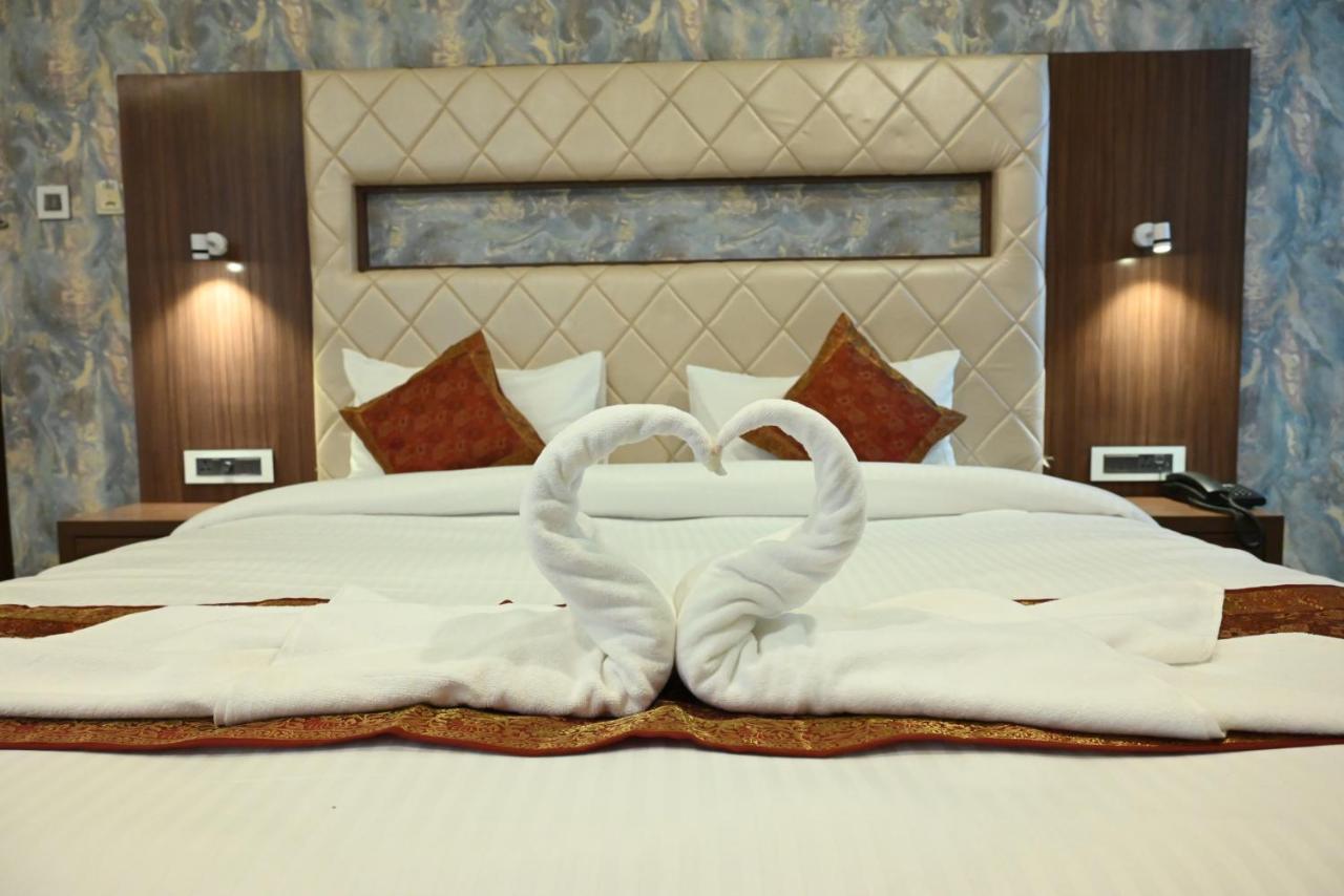 The Triumph Hotel Varanasi Eksteriør bilde