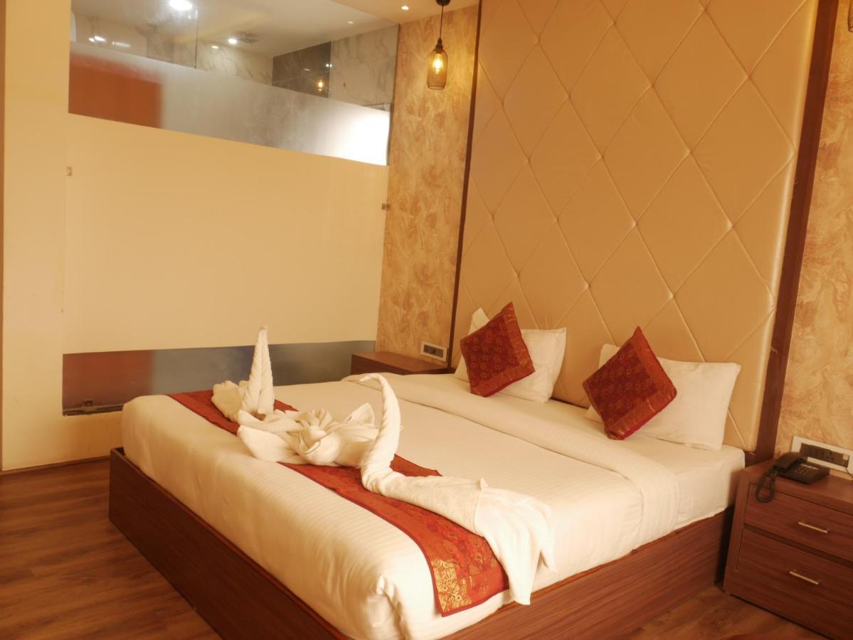 The Triumph Hotel Varanasi Eksteriør bilde